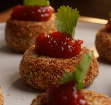 Crab Cakes with Chilli Tomato Jam Magimix.